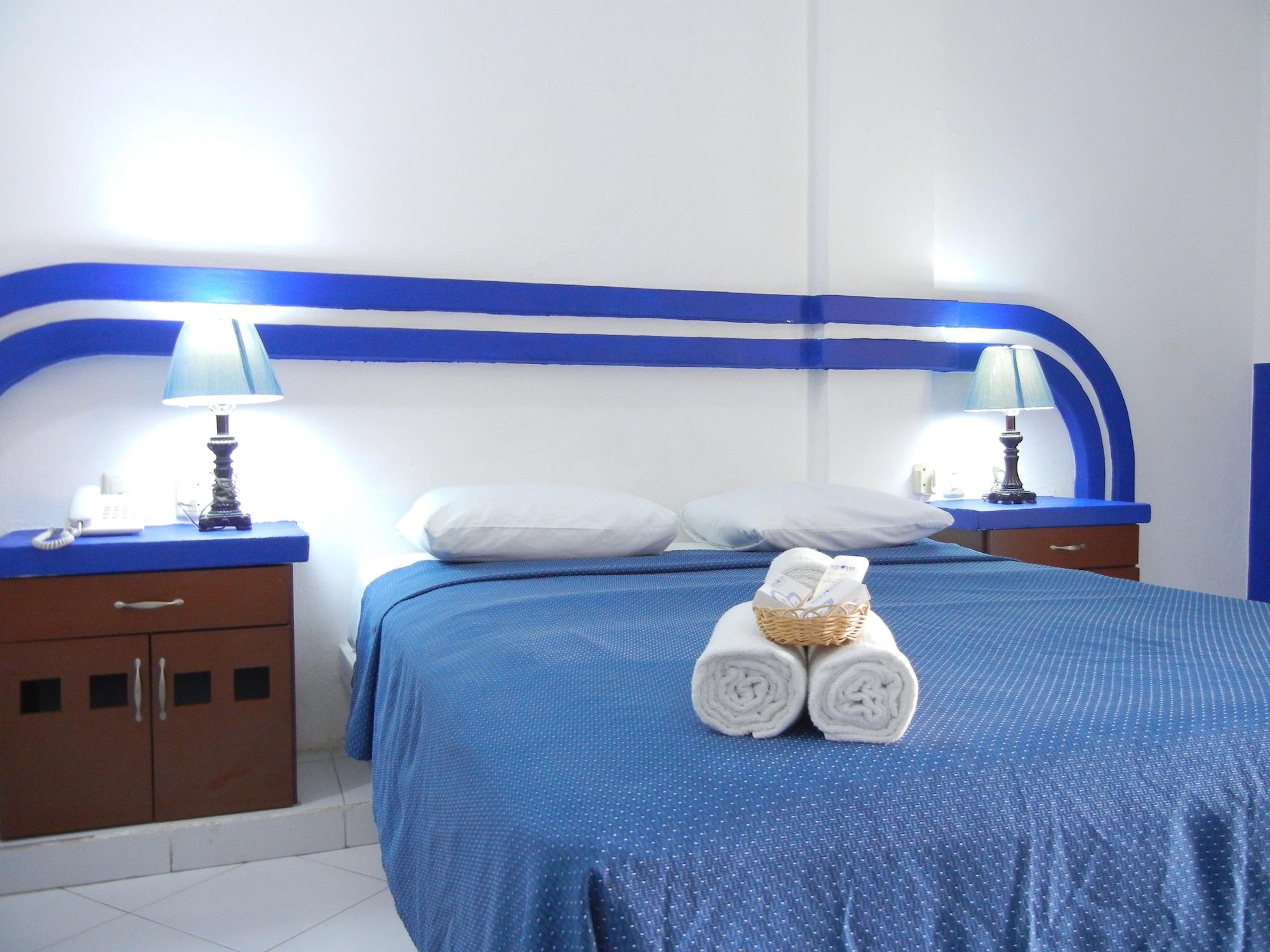 Hotel Plaza Almendros, 이슬라무헤레스 외부 사진