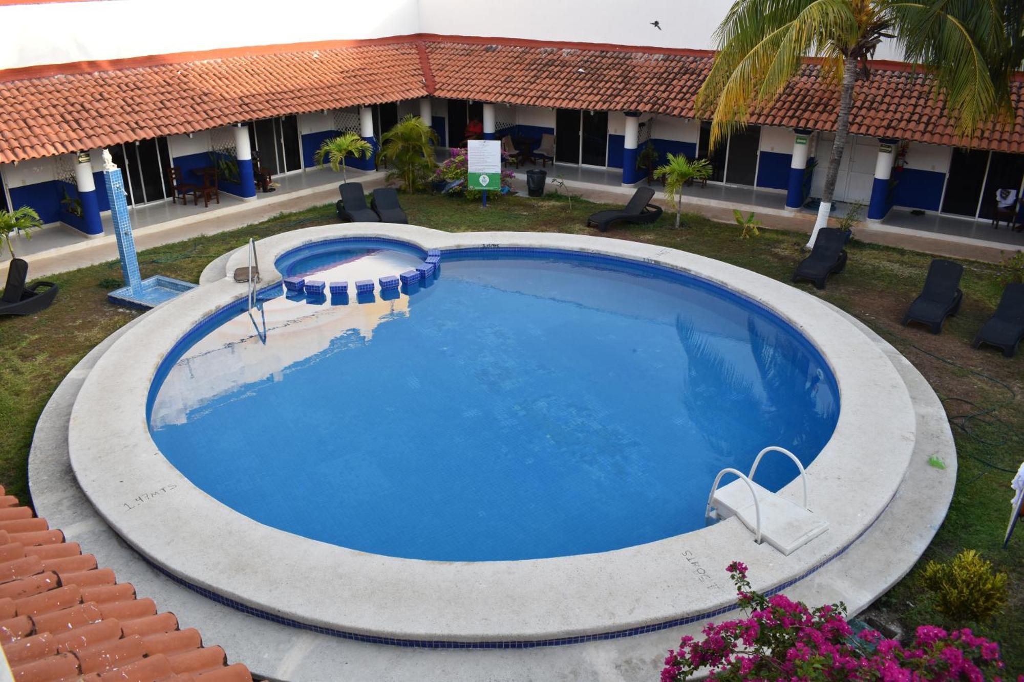 Hotel Plaza Almendros, 이슬라무헤레스 외부 사진
